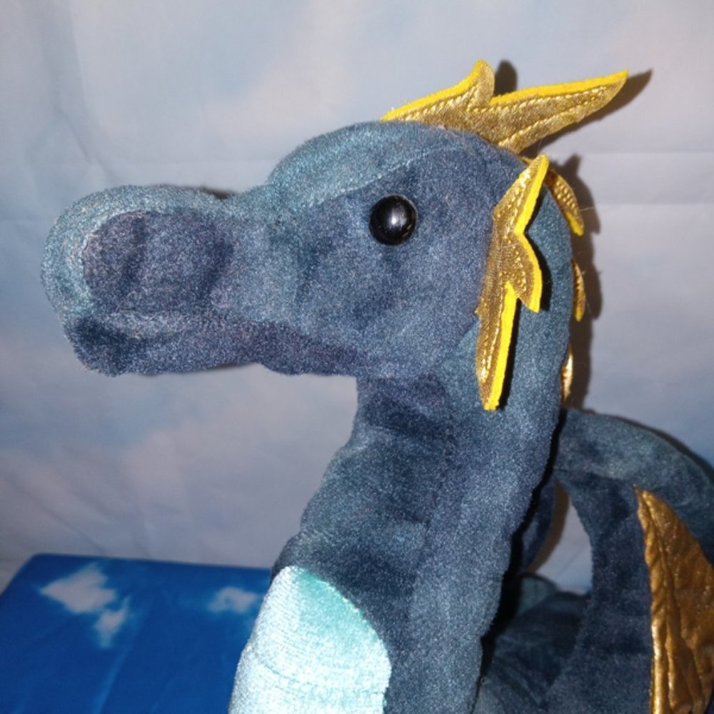 Aragon the noble plush dragon made by Douglas - Picture 4 of 8